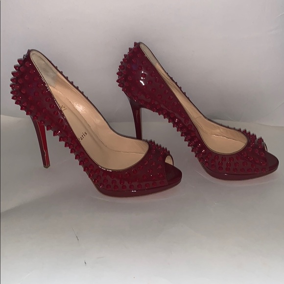 Christian Louboutin Shoes - Christian Louboutin Size 40.5
